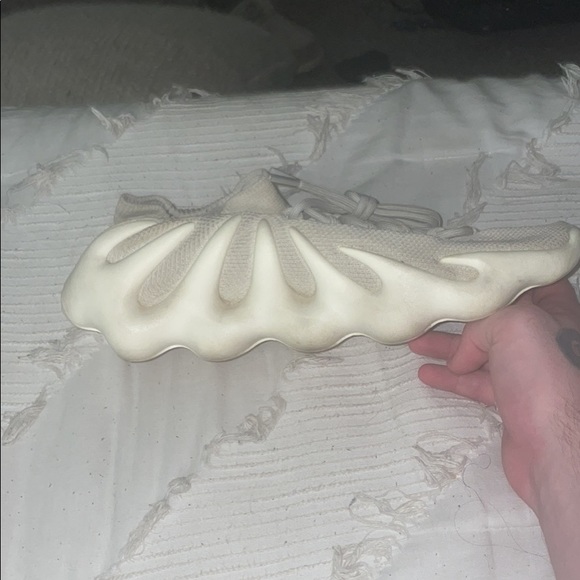 YEEZY 450 CLOUD WHITE SZ. 11 Condition 8/10 - Picture 2 of 2